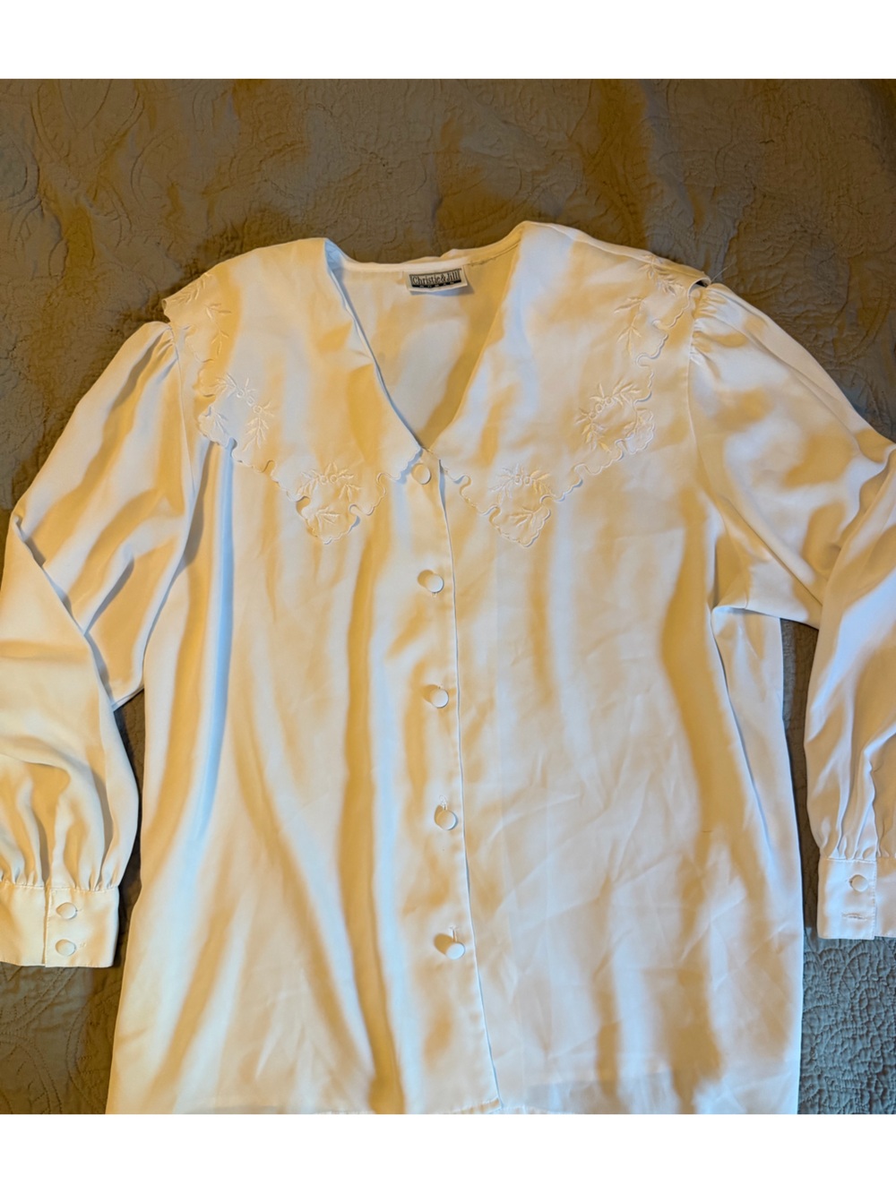 Christie and Jill Classic White Embroidered pilgrim collar Classic Shirt